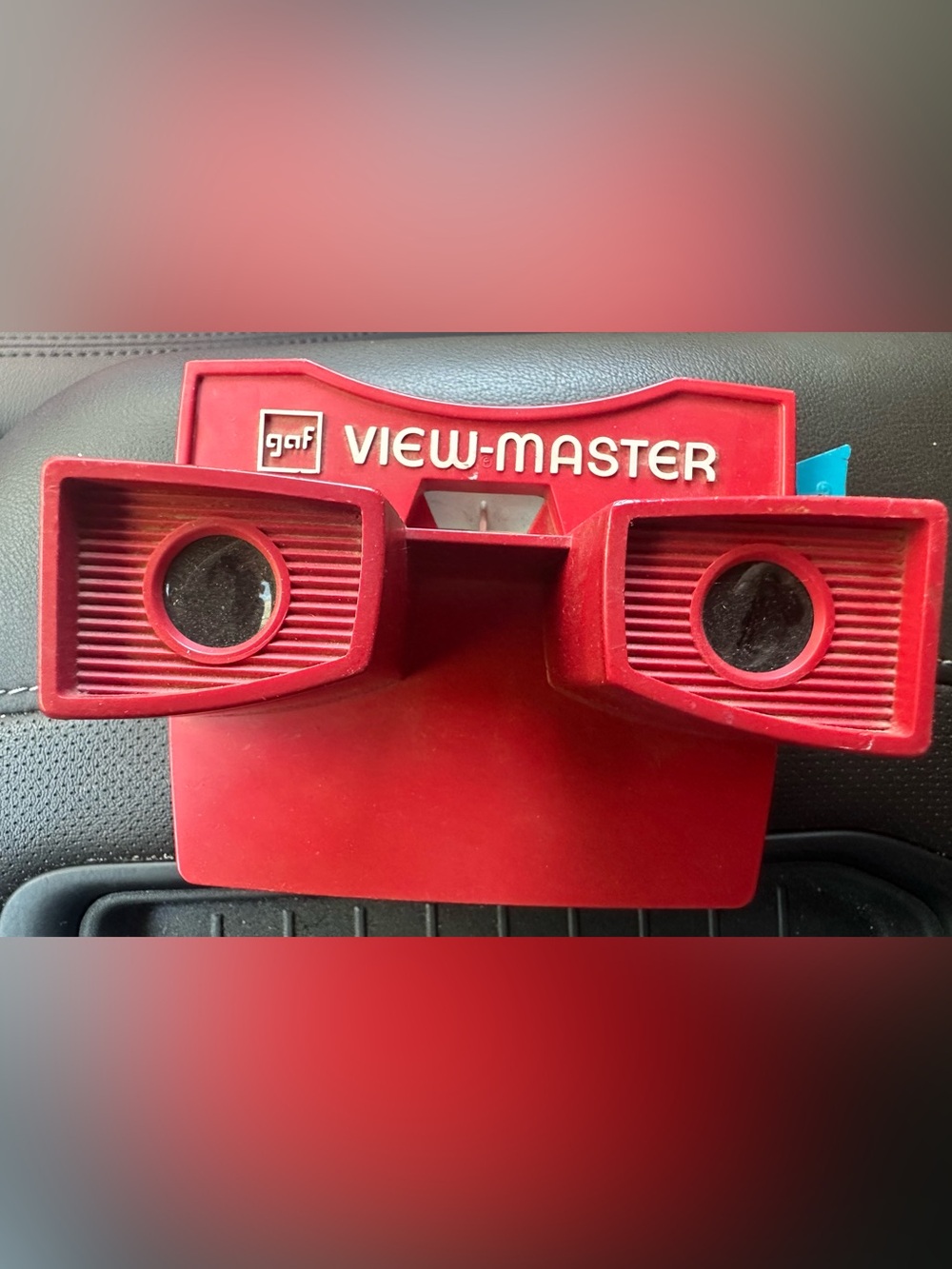 Vintage View-Master stereoscope from the 1970s